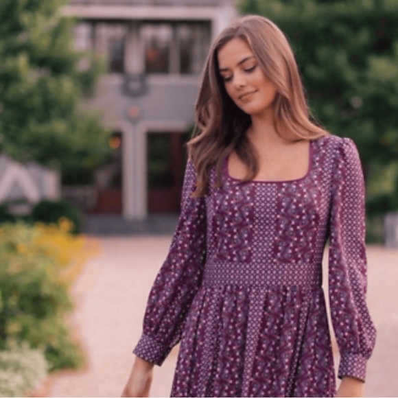 Gal Meets Glam Freya Dress- size 2 - Picture 4 of 7